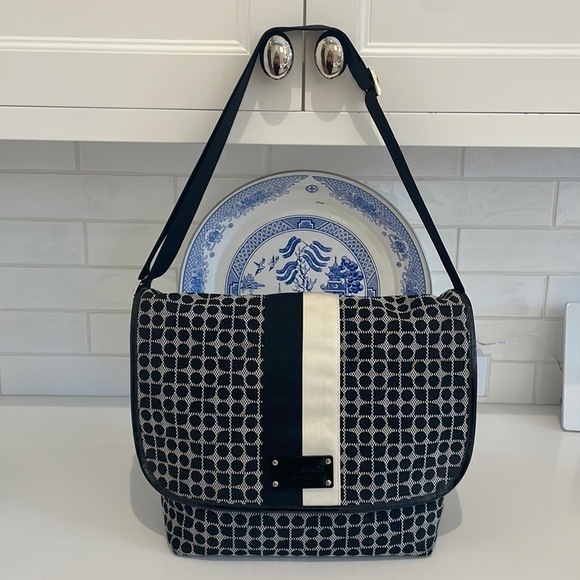Kate Spade Multi Use Black Bag—Diaper—Travel—-Laptop & More—Excl. Cond! - Picture 1 of 12